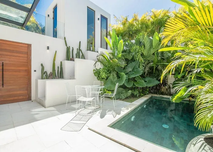 Modern 3br Enclosed Living Near Revolver Holiday home