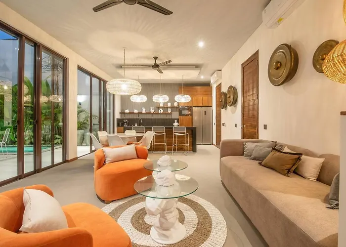 Modern 3br Enclosed Living Near Revolver * Canggu (Bali)