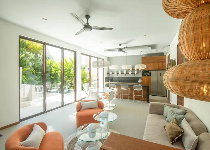 Holiday home Modern 3br Enclosed Living Near Revolver