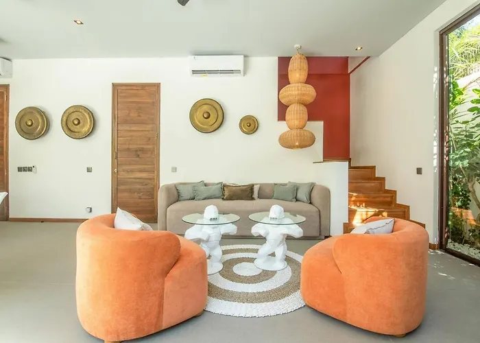 Modern 3br Enclosed Living Near Revolver *