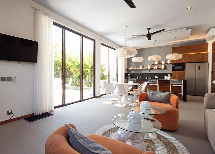 Holiday home Modern 3br Enclosed Living Near Revolver