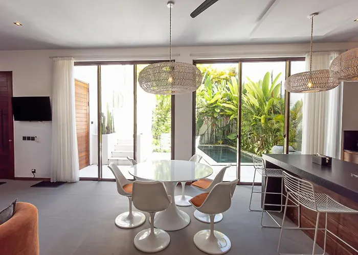 Modern 3br Enclosed Living Near Revolver Holiday home